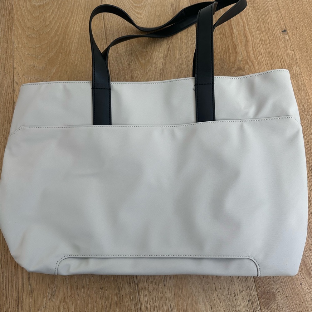 Away Everywhere Tote